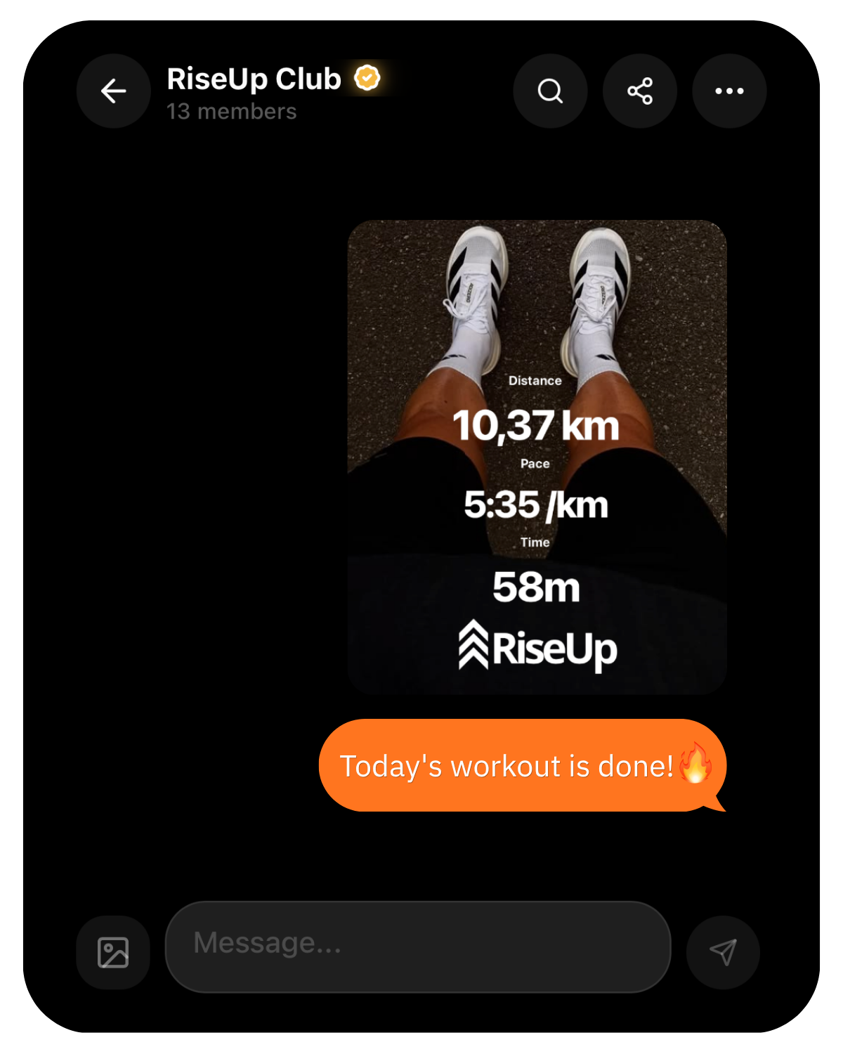 Chat de clube do RiseUp com corrida partilhada e mensagem de motivação